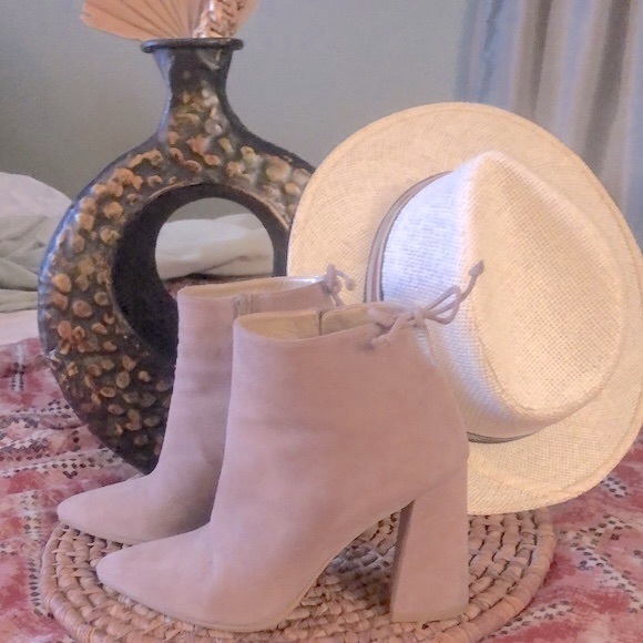 Stuart Weitzman Grandiose Suede Ankle Bootie - Picture 7 of 14